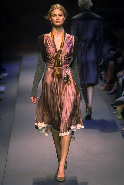 Look 28